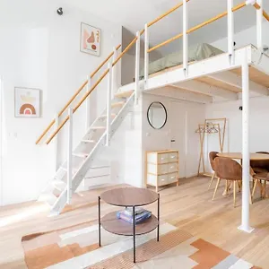 Bel Cosy Avec Mezzanine Appartement