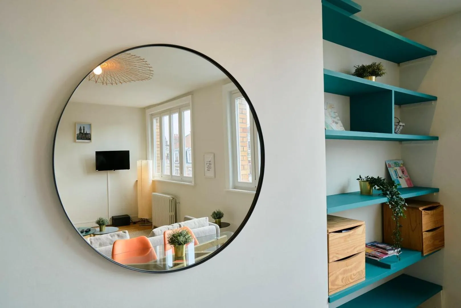 Lille Hypercentre-2 Bedrooms Very Bright + Parking