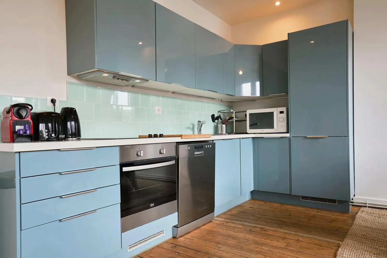 Lille Hypercentre-2 Bedrooms Very Bright + Parking 0*,