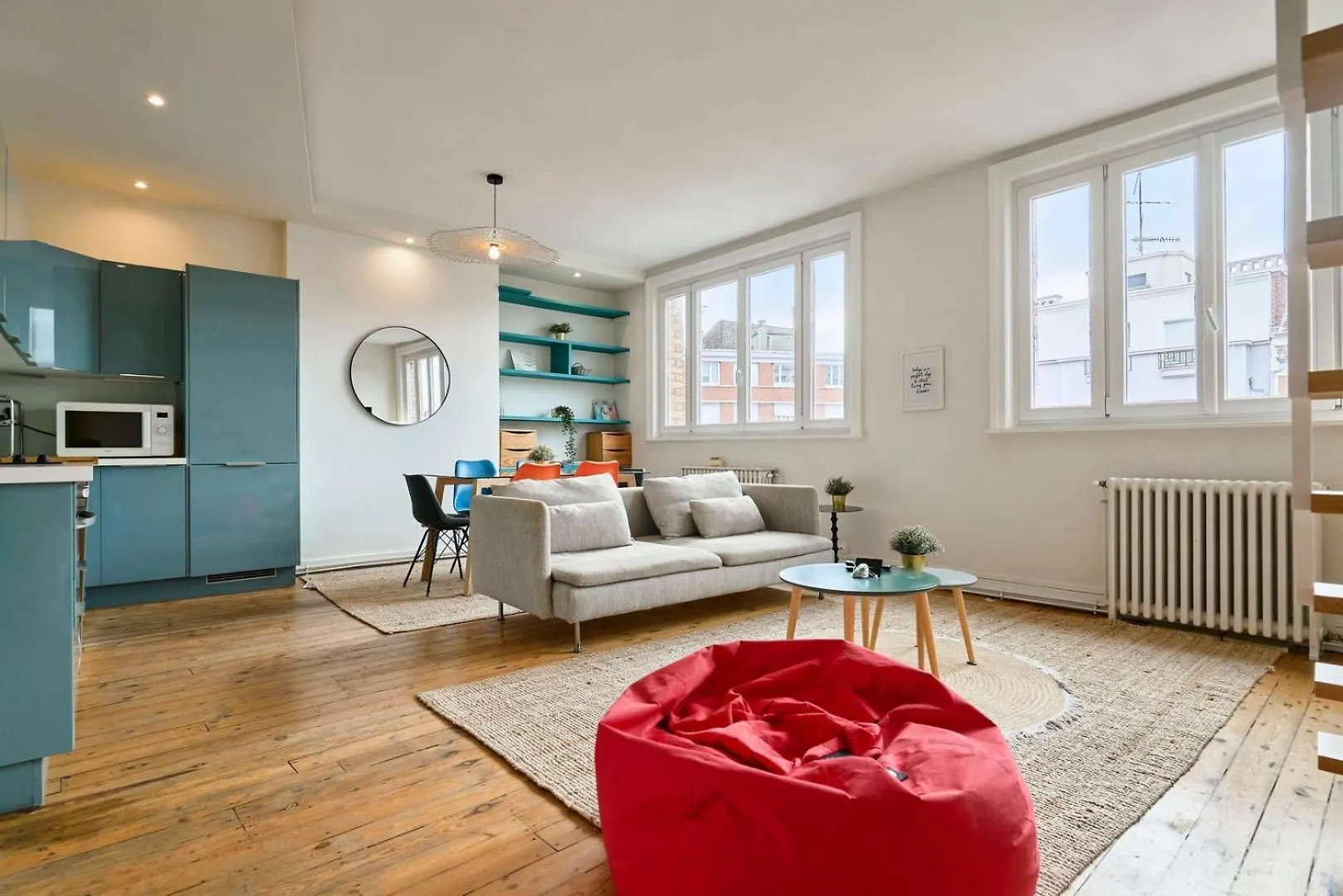 Lille Hypercentre-2 Bedrooms Very Bright + Parking 0*,